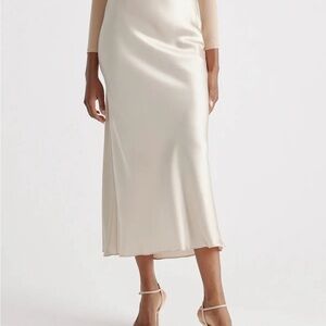 Elegant Cream Midi Skirt